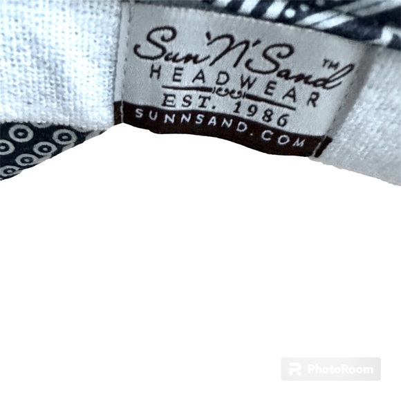 Sun N Sand sun sports visor hat with adjustable cord in back one size fits most. - Picture 5 of 8